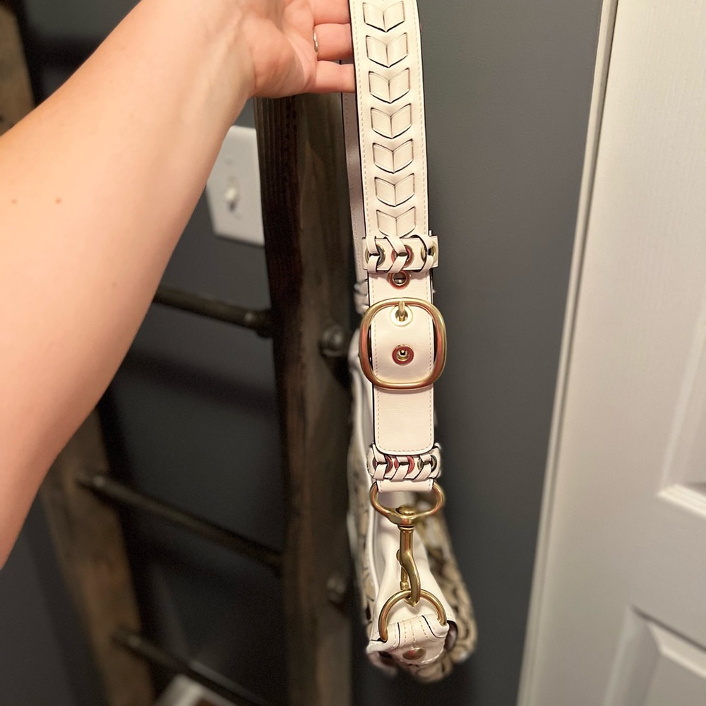 COACH handbag - Picture 3 of 8
